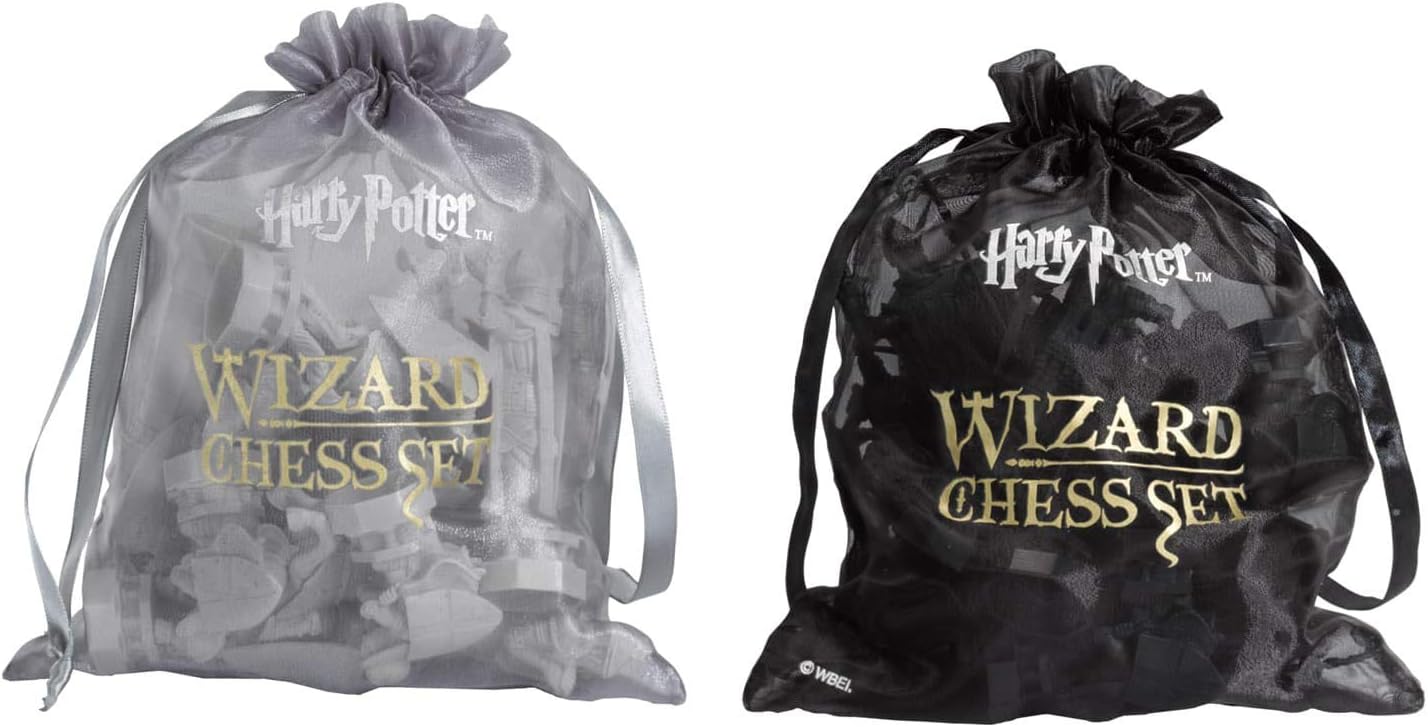The Noble Collection Harry Potter Wizard Chess Set