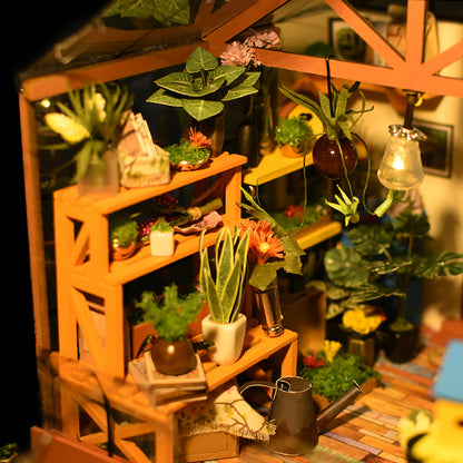 Cathy’s Flower House 3D Wooden Puzzle