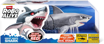 Robo Alive Great White Shark Series 1 by ZURU